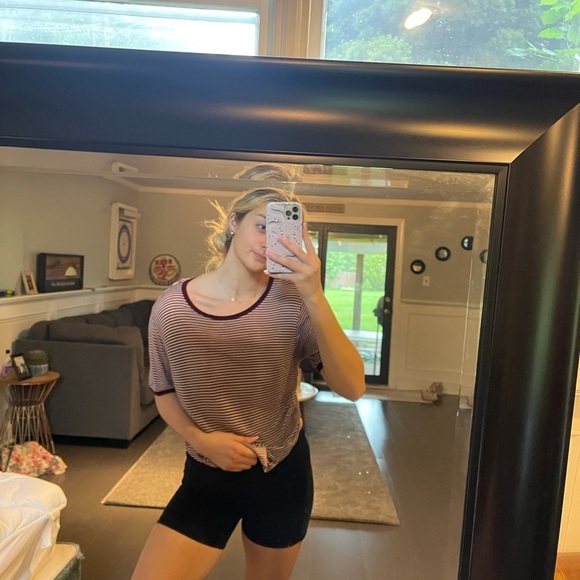 BRANDY MELLVILLE tee - Picture 8 of 8